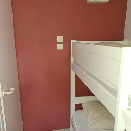 3 Pieces 4 Personnes, A Et Maa, Proche Golf, Grand Balcon Et Piscine