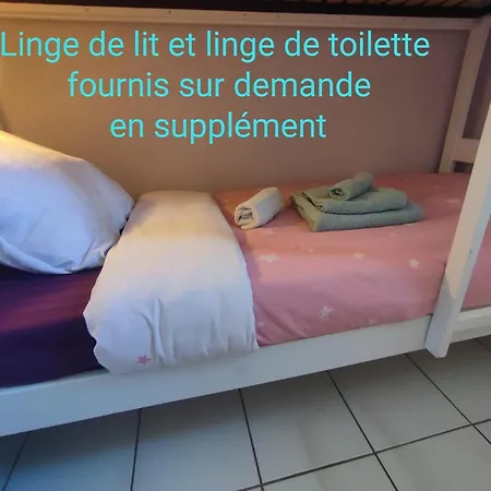 5 Personnes, 40m2, A Moliets, Proche Golf, Grand Balcon, Piscine Et Bassin Lägenhet