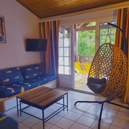 6 Personnes, 40m2, Lave-linge, 2 Salles De Bain, Grand Balcon, Piscine Et Proche Golf Apartment